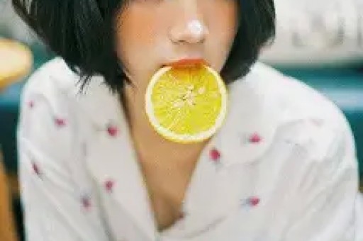 “1:1”“YB”暗语直播带货百万粉丝网红店售假被端 “1:1”“YB”暗语直播带货百万粉丝网红店售假被端