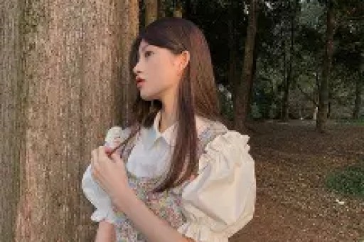 内娱清纯女星偷闯日本拍艳情片被网友当场撞破 内娱清纯女星偷闯日本拍艳情片被网友当场撞破